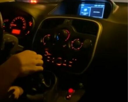 Белый Рено Другая, объемом двигателя 1.5 л и пробегом 3 тыс. км за 8000 $, фото 17 на Automoto.ua