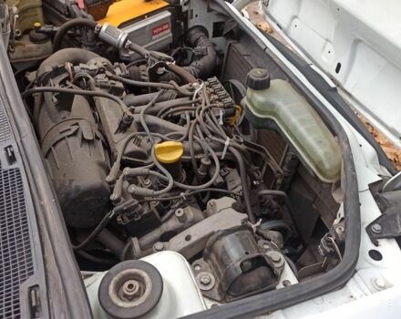 Белый Рено Другая, объемом двигателя 1.2 л и пробегом 238 тыс. км за 3700 $, фото 10 на Automoto.ua