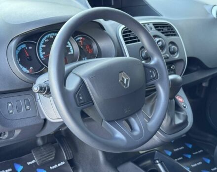 Білий Рено Інша, об'ємом двигуна 2.45 л та пробігом 39 тис. км за 9900 $, фото 15 на Automoto.ua