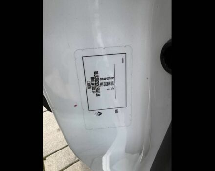 Білий Рено Інша, об'ємом двигуна 2.45 л та пробігом 83 тис. км за 10900 $, фото 23 на Automoto.ua