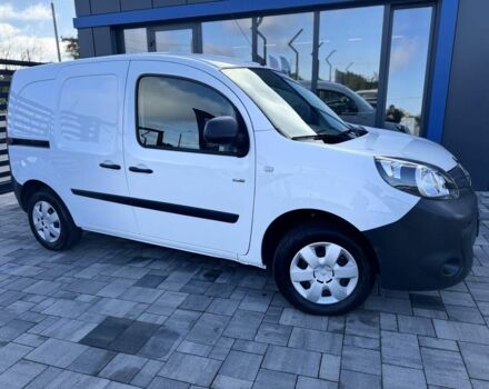 Білий Рено Інша, об'ємом двигуна 2.45 л та пробігом 39 тис. км за 9900 $, фото 5 на Automoto.ua