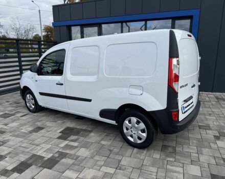 Білий Рено Інша, об'ємом двигуна 2.45 л та пробігом 83 тис. км за 10900 $, фото 9 на Automoto.ua