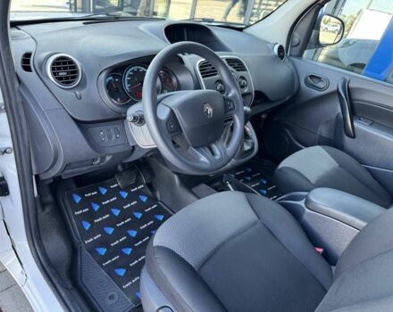 Білий Рено Інша, об'ємом двигуна 2.45 л та пробігом 39 тис. км за 9900 $, фото 18 на Automoto.ua