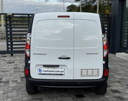 Білий Рено Інша, об'ємом двигуна 2.45 л та пробігом 83 тис. км за 10900 $, фото 11 на Automoto.ua