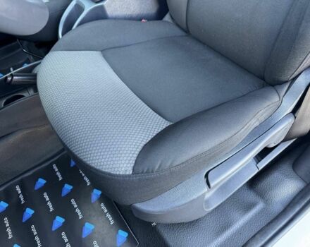 Білий Рено Інша, об'ємом двигуна 2.45 л та пробігом 39 тис. км за 9900 $, фото 19 на Automoto.ua