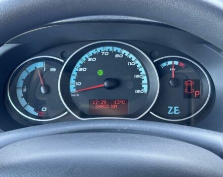 Білий Рено Інша, об'ємом двигуна 2.45 л та пробігом 39 тис. км за 9900 $, фото 16 на Automoto.ua