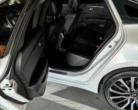 Белый Рено Другая, объемом двигателя 1.8 л и пробегом 30 тыс. км за 27500 $, фото 7 на Automoto.ua