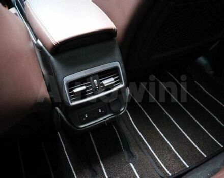 Белый Рено Другая, объемом двигателя 0 л и пробегом 75 тыс. км за 14999 $, фото 3 на Automoto.ua