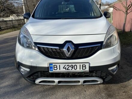 Рено Інша 2013 у Полтаві на Automoto.ua Білий Рено Інша, об'ємом двигуна 1.6 л та пробігом 260 тис. км за 10100 $, фото 1 на Automoto.ua