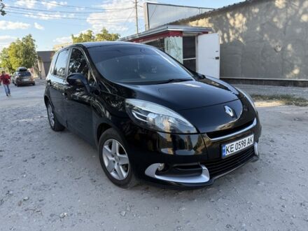 Черный Рено Другая, объемом двигателя 1.5 л и пробегом 200 тыс. км за 7500 $, фото 1 на Automoto.ua