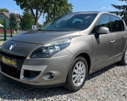 Коричневый Рено Другая, объемом двигателя 1.9 л и пробегом 353 тыс. км за 6500 $, фото 2 на Automoto.ua