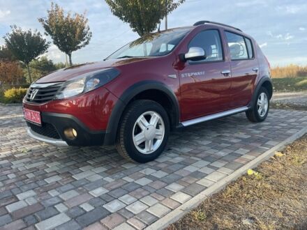 Рено Інша 2012 у Смеле на Automoto.ua Червоний Рено Інша, об'ємом двигуна 0 л та пробігом 191 тис. км за 7200 $, фото 1 на Automoto.ua