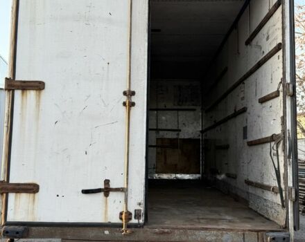 Рено Інша, об'ємом двигуна 0 л та пробігом 0 тис. км за 9500 $, фото 8 на Automoto.ua