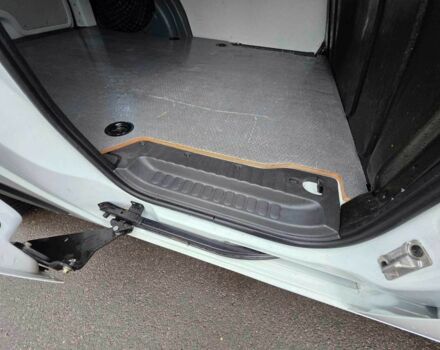 Рено Другая, объемом двигателя 0 л и пробегом 0 тыс. км за 12400 $, фото 11 на Automoto.ua