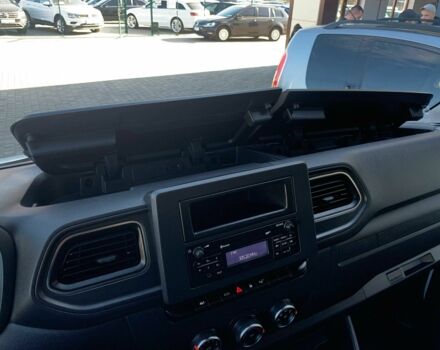 Рено Другая, объемом двигателя 0 л и пробегом 0 тыс. км за 19999 $, фото 18 на Automoto.ua