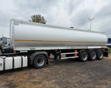 Рено Другая, объемом двигателя 0 л и пробегом 0 тыс. км за 45000 $, фото 4 на Automoto.ua