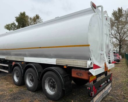 Рено Другая, объемом двигателя 0 л и пробегом 0 тыс. км за 45000 $, фото 5 на Automoto.ua