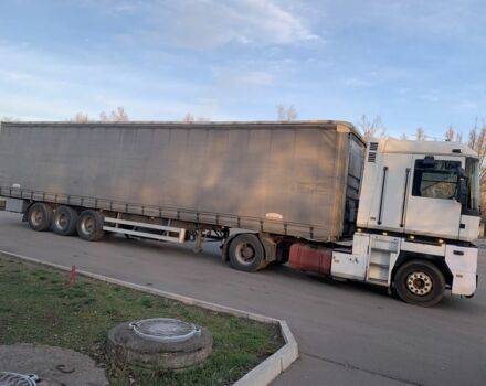Рено Другая, объемом двигателя 2.3 л и пробегом 0 тыс. км за 8400 $, фото 3 на Automoto.ua