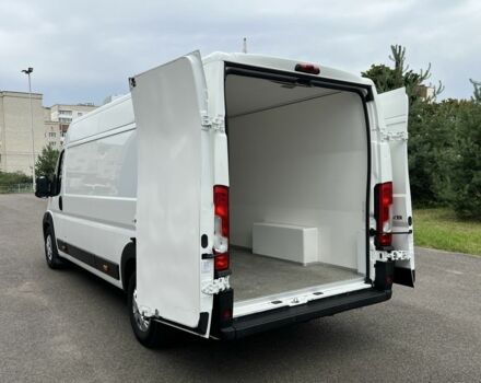 Рено Другая, объемом двигателя 2.3 л и пробегом 0 тыс. км за 19900 $, фото 8 на Automoto.ua