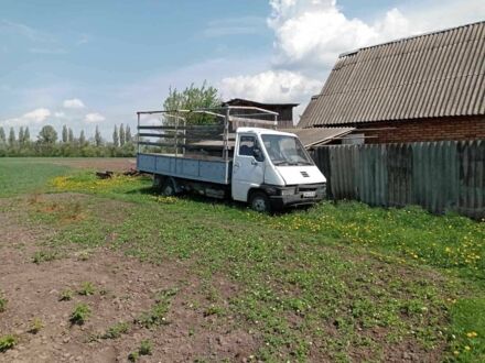 Рено Інша 1993 у Шепетовке на Automoto.ua Рено Інша, об'ємом двигуна 0 л та пробігом 0 тис. км за 2000 $, фото 1 на Automoto.ua
