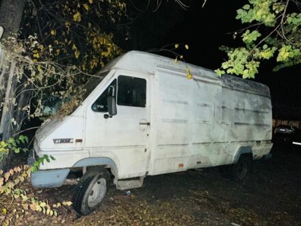 Рено Інша 1997 у Павлограде на Automoto.ua Рено Інша, об'ємом двигуна 2.8 л та пробігом 0 тис. км за 1700 $, фото 1 на Automoto.ua