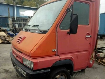 Рено Другая 1998 в Черкассах на Automoto.ua Рено Другая, объемом двигателя 0 л и пробегом 0 тыс. км за 1500 $, фото 1 на Automoto.ua