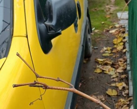 Жовтий Рено Інша, об'ємом двигуна 1.5 л та пробігом 300 тис. км за 2200 $, фото 2 на Automoto.ua