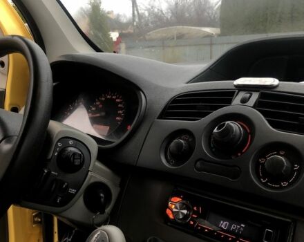 Желтый Рено Другая, объемом двигателя 1.5 л и пробегом 255 тыс. км за 5500 $, фото 5 на Automoto.ua