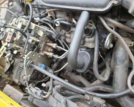 Желтый Рено Другая, объемом двигателя 1.9 л и пробегом 268 тыс. км за 2500 $, фото 2 на Automoto.ua