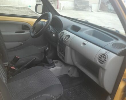 Жовтий Рено Інша, об'ємом двигуна 1.5 л та пробігом 185 тис. км за 3700 $, фото 4 на Automoto.ua