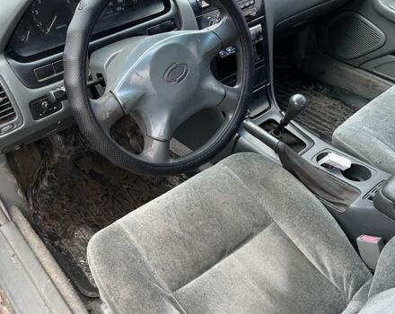 Сірий Рено Інша, об'ємом двигуна 1.8 л та пробігом 300 тис. км за 1500 $, фото 5 на Automoto.ua