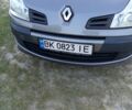 Сірий Рено Інша, об'ємом двигуна 1.5 л та пробігом 246 тис. км за 5500 $, фото 1 на Automoto.ua
