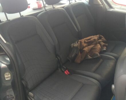 Рено Другая 2011 в Сокале на Automoto.ua Серый Рено Другая, объемом двигателя 1.6 л и пробегом 275 тыс. км за 6300 $, фото 5 на Automoto.ua