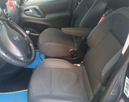 Рено Другая 2011 в Сокале на Automoto.ua Серый Рено Другая, объемом двигателя 1.6 л и пробегом 275 тыс. км за 6300 $, фото 6 на Automoto.ua