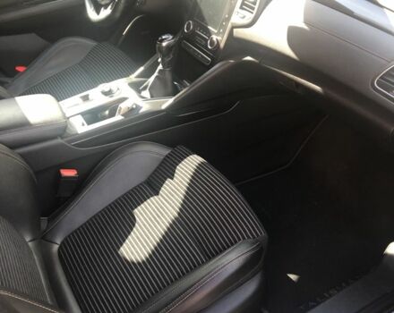 Серый Рено Другая, объемом двигателя 1.5 л и пробегом 1000 тыс. км за 12000 $, фото 7 на Automoto.ua