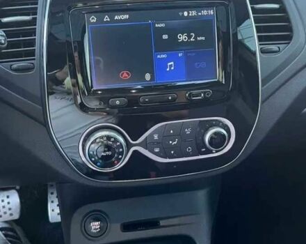 Серый Рено Другая, объемом двигателя 0 л и пробегом 41 тыс. км за 11000 $, фото 9 на Automoto.ua