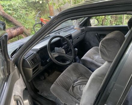Сірий Рено Інша, об'ємом двигуна 0 л та пробігом 360 тис. км за 700 $, фото 2 на Automoto.ua