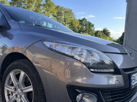 Серый Рено Другая, объемом двигателя 1.5 л и пробегом 180 тыс. км за 7900 $, фото 1 на Automoto.ua