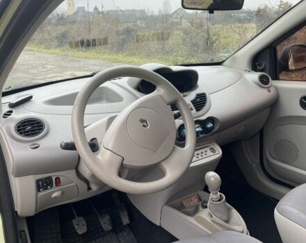 Зеленый Рено Другая, объемом двигателя 1.2 л и пробегом 140 тыс. км за 3200 $, фото 5 на Automoto.ua