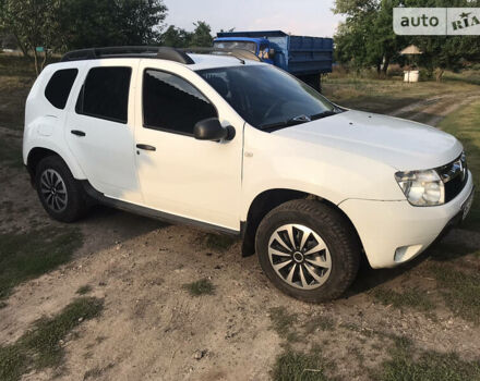 Белый Рено Дастер, объемом двигателя 1.5 л и пробегом 198 тыс. км за 8900 $, фото 2 на Automoto.ua