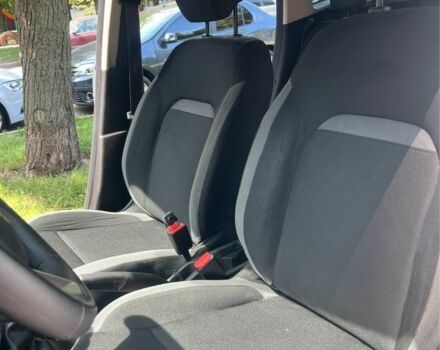 Белый Рено Дастер, объемом двигателя 1.5 л и пробегом 175 тыс. км за 14000 $, фото 14 на Automoto.ua