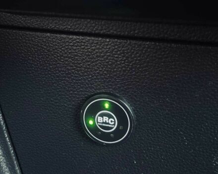 Белый Рено Дастер, объемом двигателя 1.6 л и пробегом 125 тыс. км за 11000 $, фото 11 на Automoto.ua