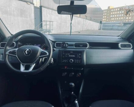 Белый Рено Дастер, объемом двигателя 1.6 л и пробегом 125 тыс. км за 11000 $, фото 5 на Automoto.ua