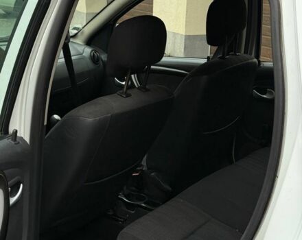 Білий Рено Дастер, об'ємом двигуна 1.5 л та пробігом 280 тис. км за 7770 $, фото 9 на Automoto.ua