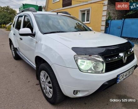 Білий Рено Дастер, об'ємом двигуна 1.6 л та пробігом 229 тис. км за 6999 $, фото 1 на Automoto.ua