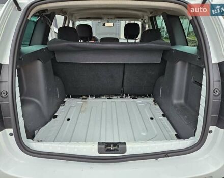 Белый Рено Дастер, объемом двигателя 2 л и пробегом 186 тыс. км за 9800 $, фото 15 на Automoto.ua