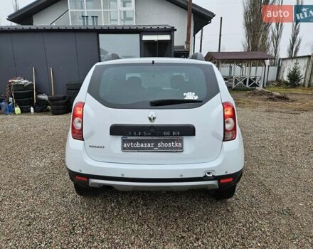 Белый Рено Дастер, объемом двигателя 2 л и пробегом 186 тыс. км за 9800 $, фото 4 на Automoto.ua