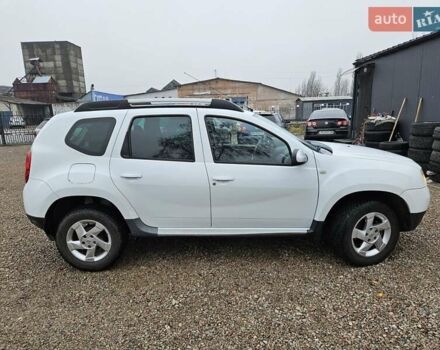 Белый Рено Дастер, объемом двигателя 2 л и пробегом 186 тыс. км за 9800 $, фото 6 на Automoto.ua