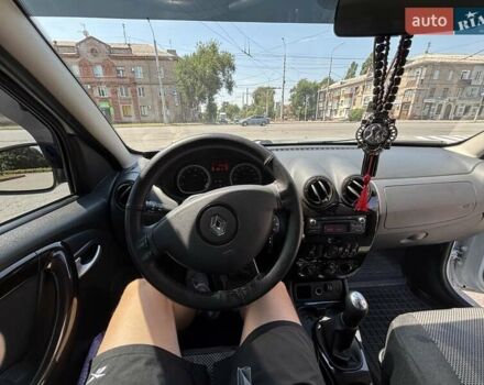 Білий Рено Дастер, об'ємом двигуна 1.6 л та пробігом 131 тис. км за 9500 $, фото 4 на Automoto.ua