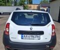 Белый Рено Дастер, объемом двигателя 1.5 л и пробегом 362 тыс. км за 6800 $, фото 3 на Automoto.ua